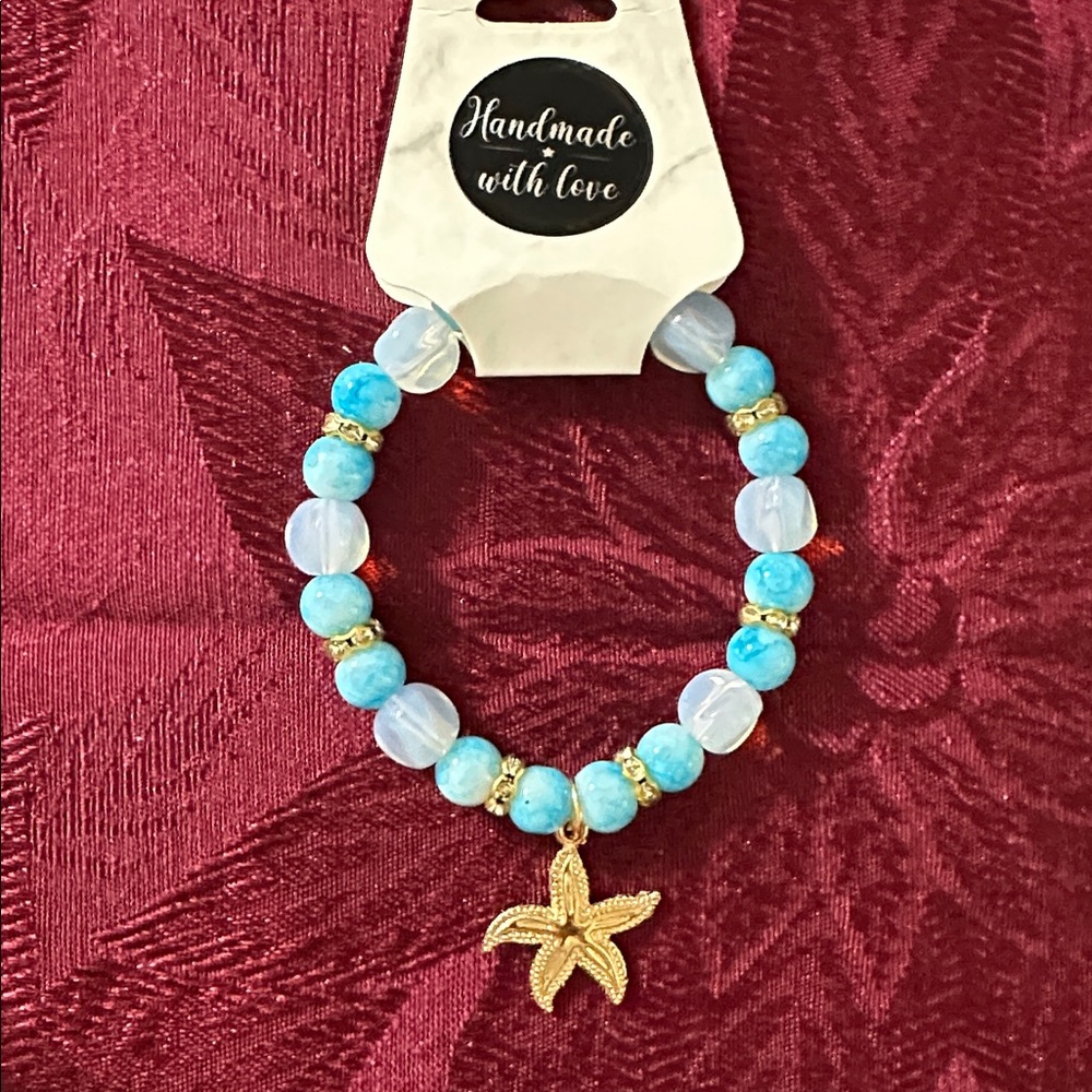 Gold-Tone Starfish Pendant Charm Bracelet with Sky Blue/Clear Glass Beads - Picture 4 of 4